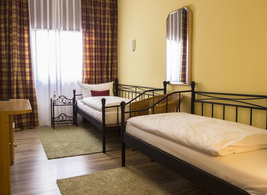 Hotel Schlee Hohenschaftlarn Room photo